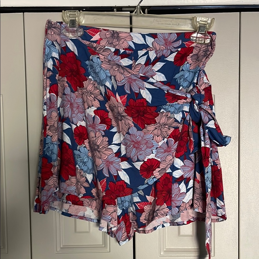 Japna Floral Wrap Skort with Red and Blue Flowers